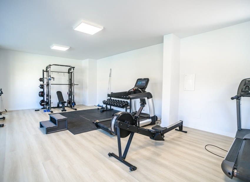 2 bedroom Penthouse for sale in Los Altos with pool garage - € 349,900 (Ref: 10110390)