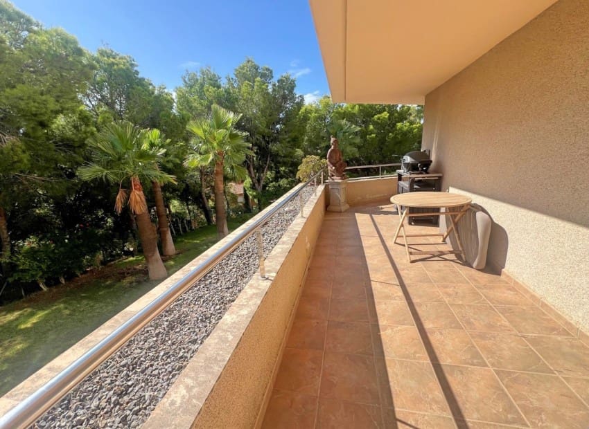 Apartamento de 3 habitaciones en Altea la Vella en venta con piscina garaje - 669.000 € (Ref: 10121039)