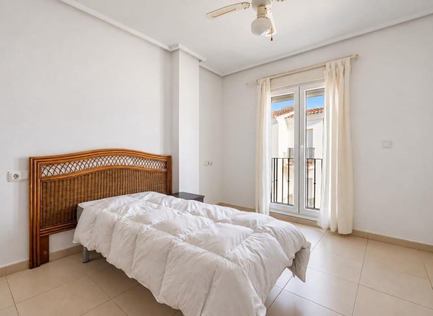 2 quarto Apartamento para venda em La Manga Club com piscina - 135 000 € (Ref: 10132938)