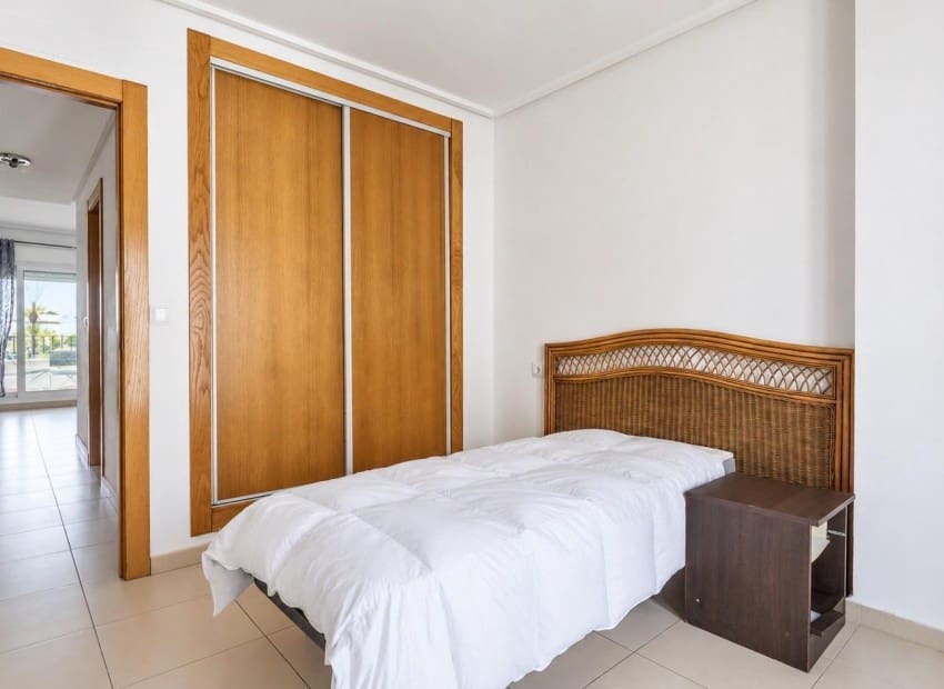 2 quarto Apartamento para venda em La Manga Club com piscina - 135 000 € (Ref: 10132938)