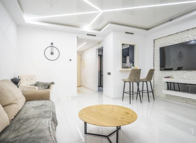 2 makuuhuone Omakotitalo myytävänä paikassa Roda, San Javier mukana uima-altaan 
autotalli - 235 000 € (Ref: 10132946)