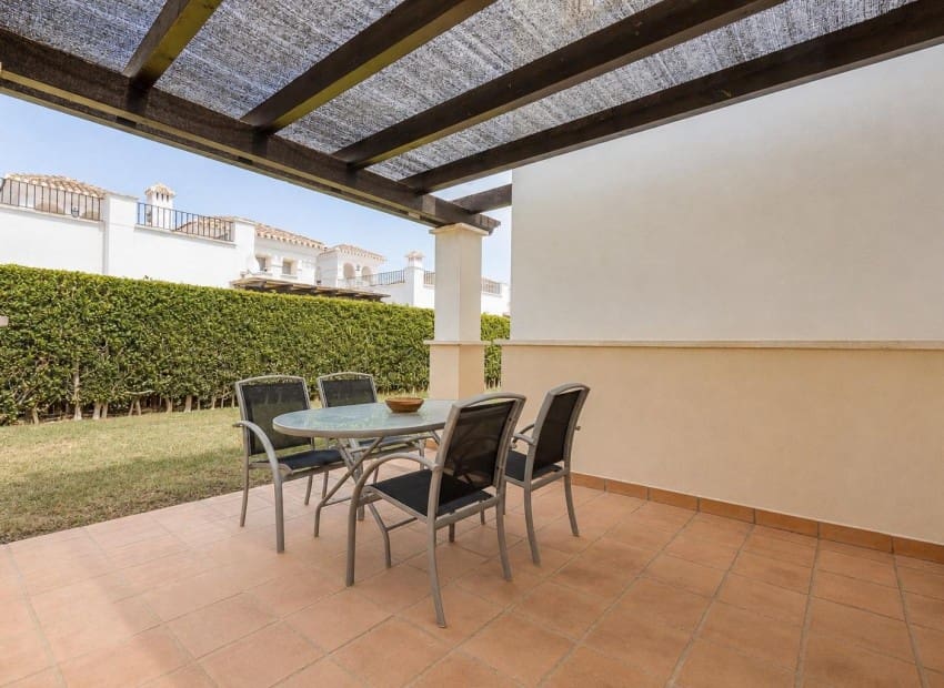 2 soveværelse Villa til salg i La Torre Golf Resort med swimmingpool - € 250.000 (Ref: 10132948)