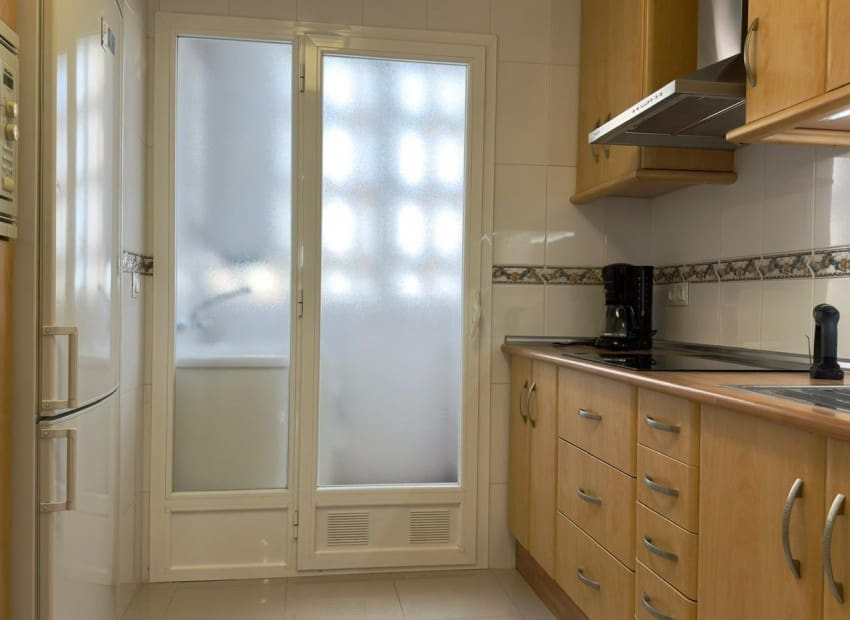 3 slaapkamer Appartement te koop in Benidorm met zwembad garage - € 450.000 (Ref: 10136523)