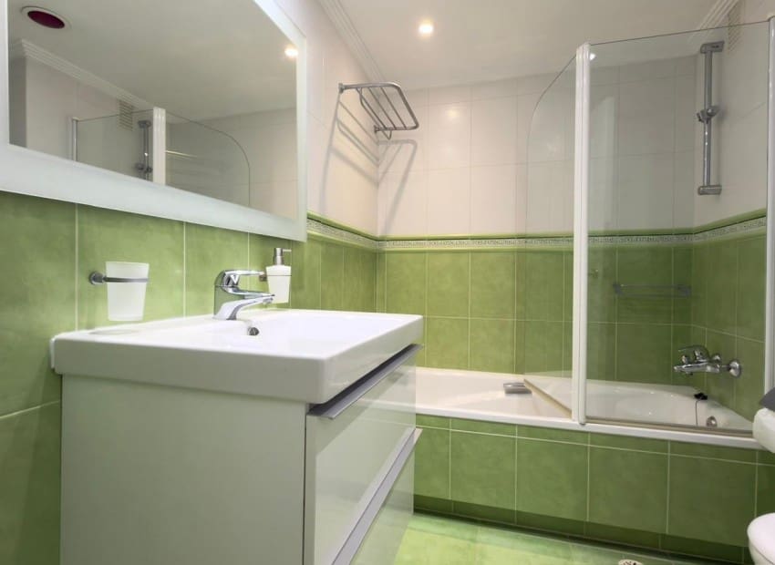 3 slaapkamer Appartement te koop in Benidorm met zwembad garage - € 450.000 (Ref: 10136523)