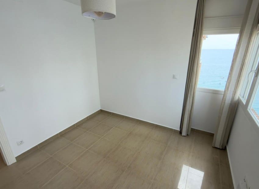 3 slaapkamer Appartement te koop in Benidorm met zwembad garage - € 450.000 (Ref: 10136523)