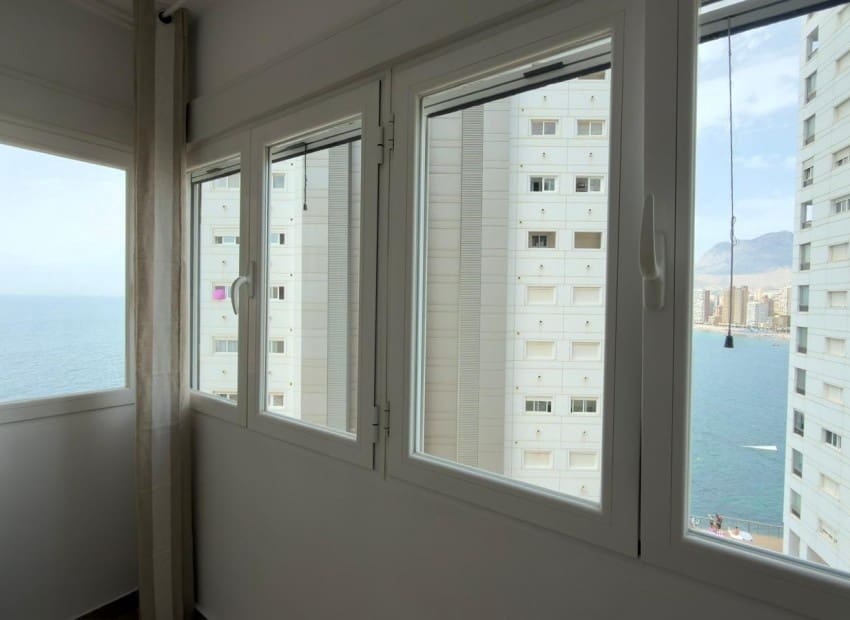 3 slaapkamer Appartement te koop in Benidorm met zwembad garage - € 450.000 (Ref: 10136523)