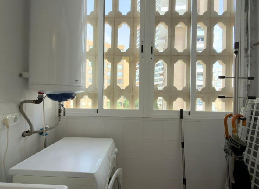 3 slaapkamer Appartement te koop in Benidorm met zwembad garage - € 450.000 (Ref: 10136523)