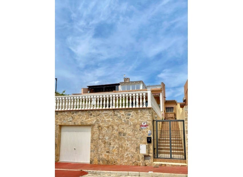 4 bedroom Villa for sale in Alfaz del Pi / L'Alfas del Pi with pool garage - € 445,000 (Ref: 10139950)