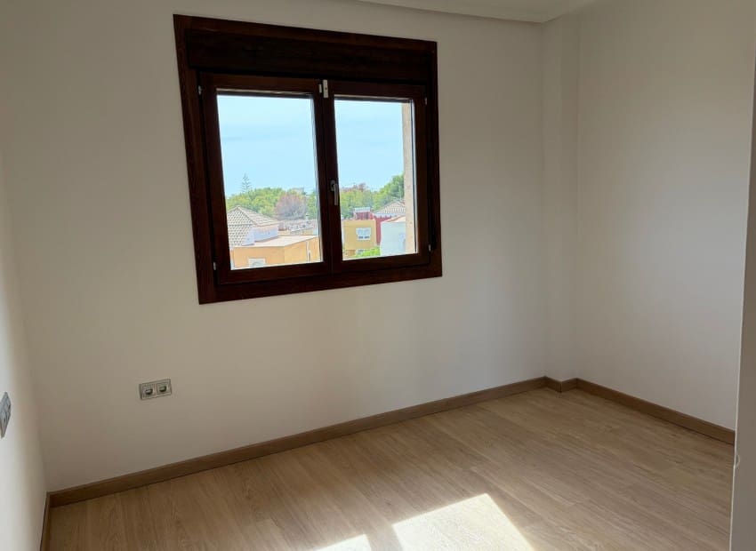3 soveværelse Semi-Rækkehus til salg i Alfaz del Pi / L'Alfas del Pi med swimmingpool garage - € 575.000 (Ref: 10140295)