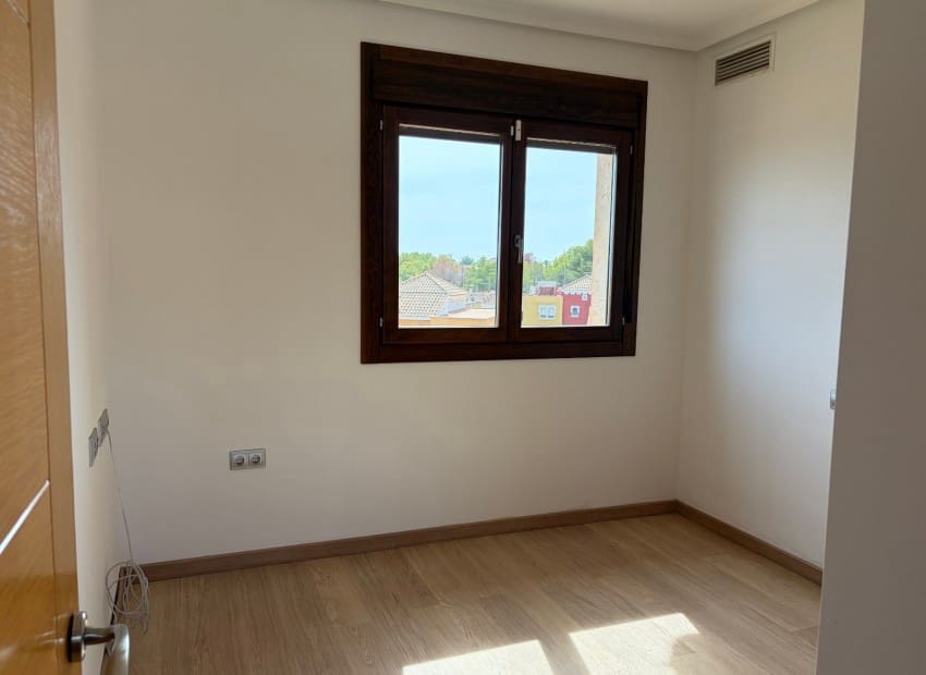3 soveværelse Semi-Rækkehus til salg i Alfaz del Pi / L'Alfas del Pi med swimmingpool garage - € 575.000 (Ref: 10140295)