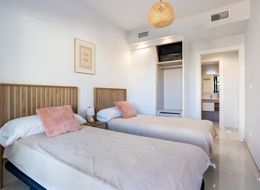 2 slaapkamer Appartement te koop in Los Altos met zwembad garage - € 279.000 (Ref: 10145158)
