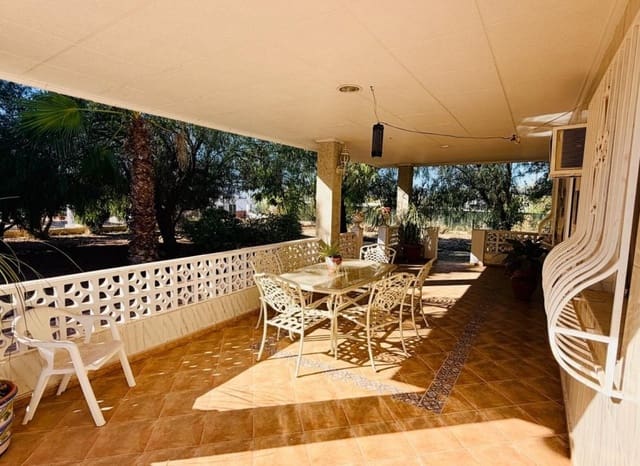 4 soveværelse Finca/Landehus til salg i Crevillente / Crevillent med swimmingpool - € 300.000 (Ref: 10145159)