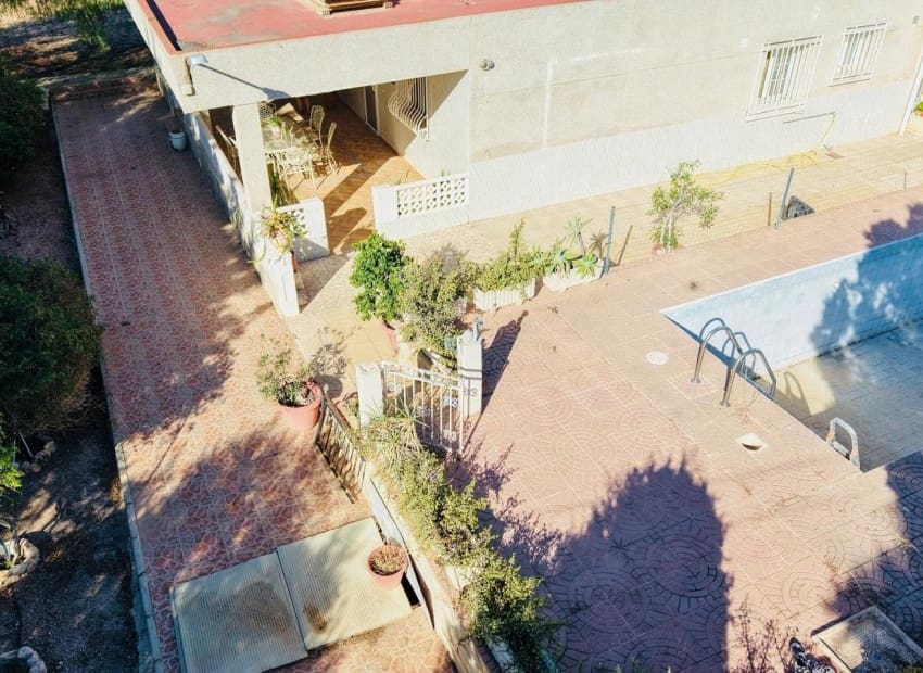 4 soveværelse Finca/Landehus til salg i Crevillente / Crevillent med swimmingpool - € 300.000 (Ref: 10145159)