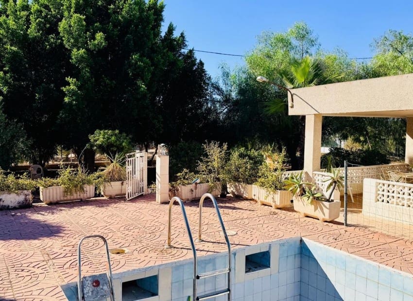 4 soveværelse Finca/Landehus til salg i Crevillente / Crevillent med swimmingpool - € 300.000 (Ref: 10145159)