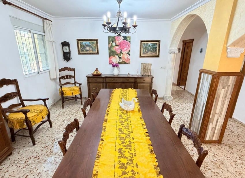 4 soveværelse Finca/Landehus til salg i Crevillente / Crevillent med swimmingpool - € 300.000 (Ref: 10145159)