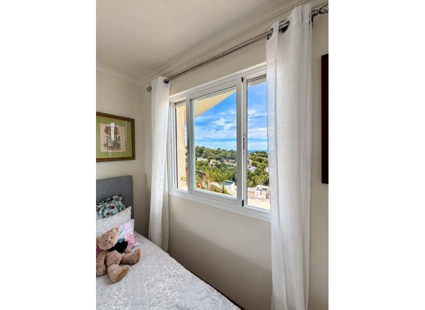 2 bedroom Apartment for sale in Altea with pool garage - € 475,000 (Ref: 10145664)