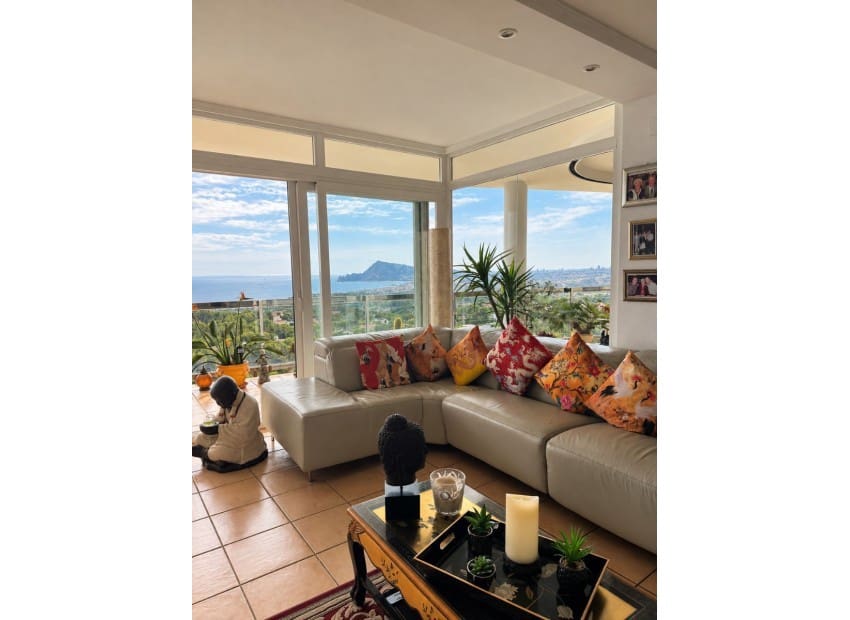 2 bedroom Apartment for sale in Altea with pool garage - € 475,000 (Ref: 10145664)