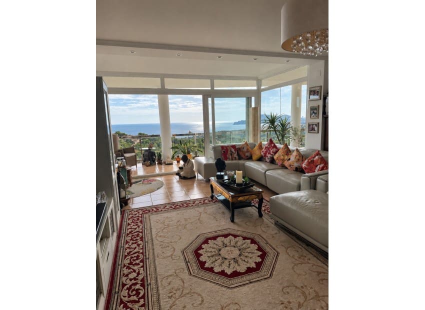 2 bedroom Apartment for sale in Altea with pool garage - € 475,000 (Ref: 10145664)