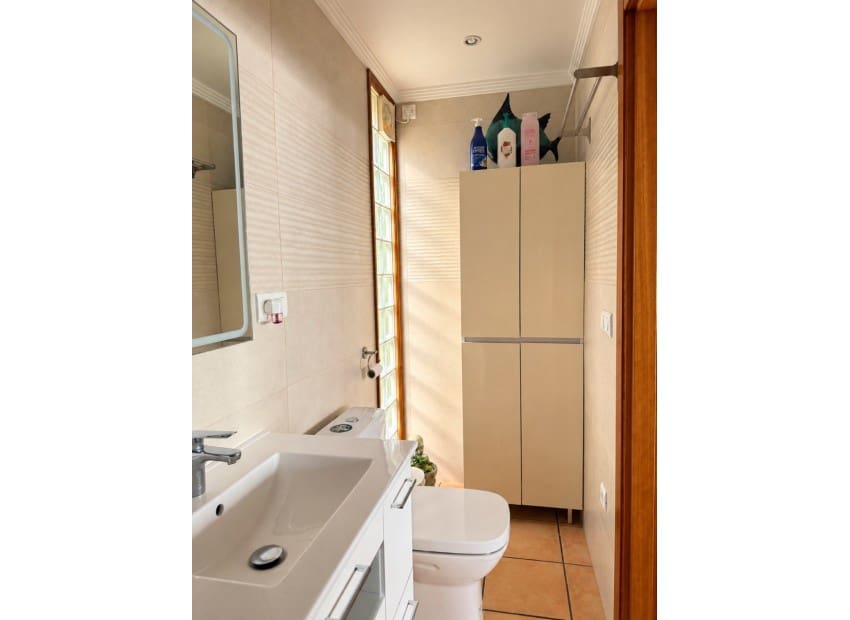 2 bedroom Apartment for sale in Altea with pool garage - € 475,000 (Ref: 10145664)