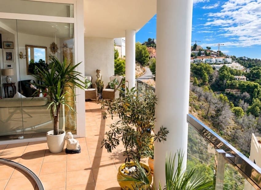 2 bedroom Apartment for sale in Altea with pool garage - € 475,000 (Ref: 10145664)
