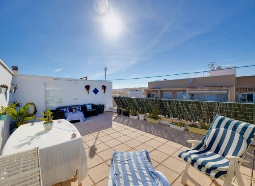 3 camera da letto Attico in vendita in Torrevieja con piscina garage - 329.000 € (Rif: 10147438)