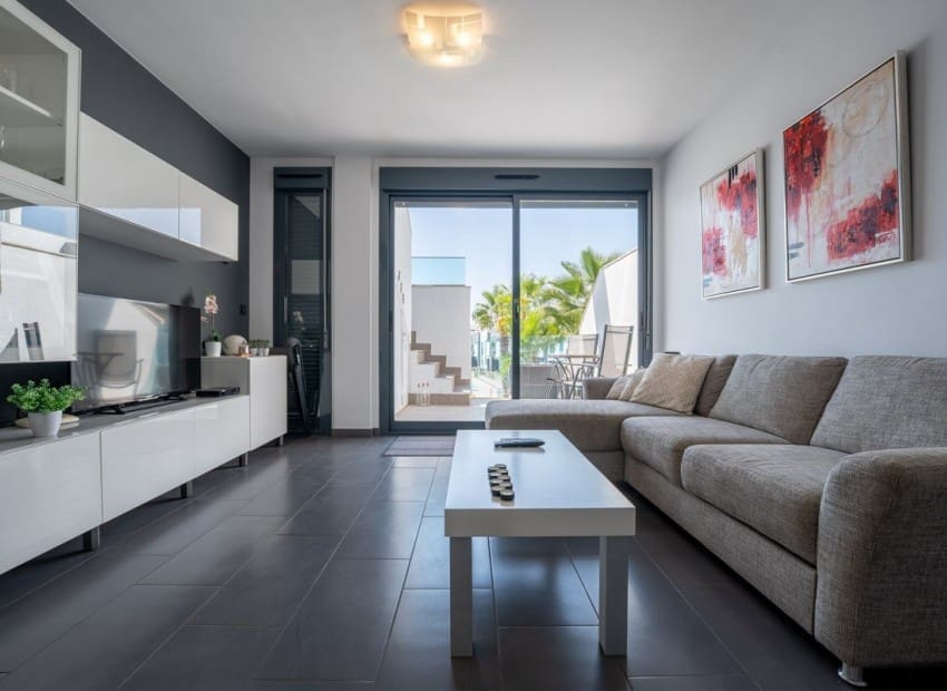 2 camera da letto Attico in vendita in Punta Prima con piscina garage - 299.900 € (Rif: 10147439)