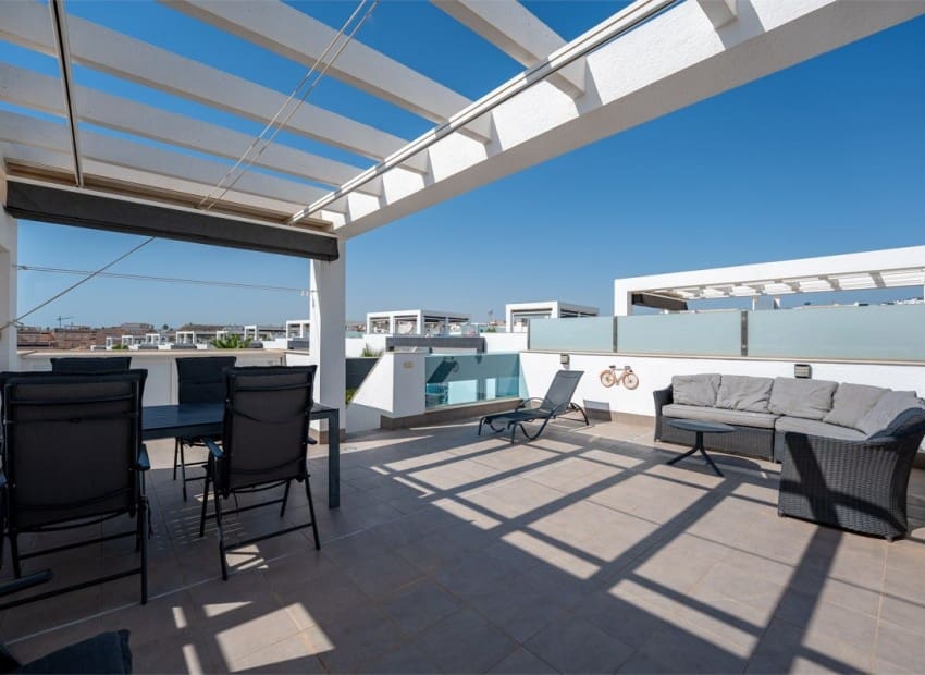 2 camera da letto Attico in vendita in Punta Prima con piscina garage - 299.900 € (Rif: 10147439)