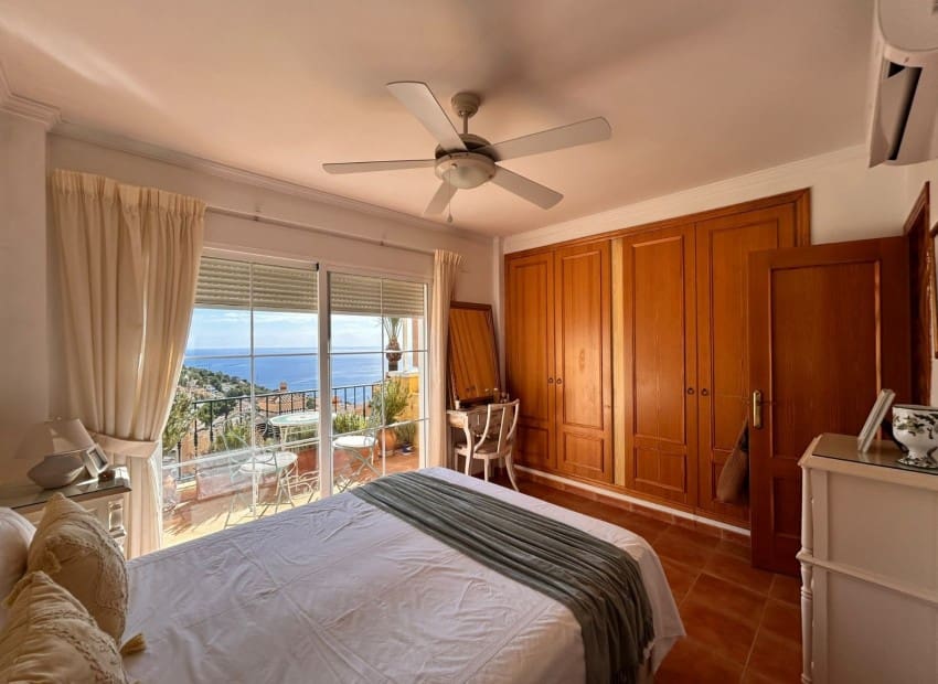 3 soveværelse Villa til salg i Altea med swimmingpool garage - € 400.000 (Ref: 10148002)
