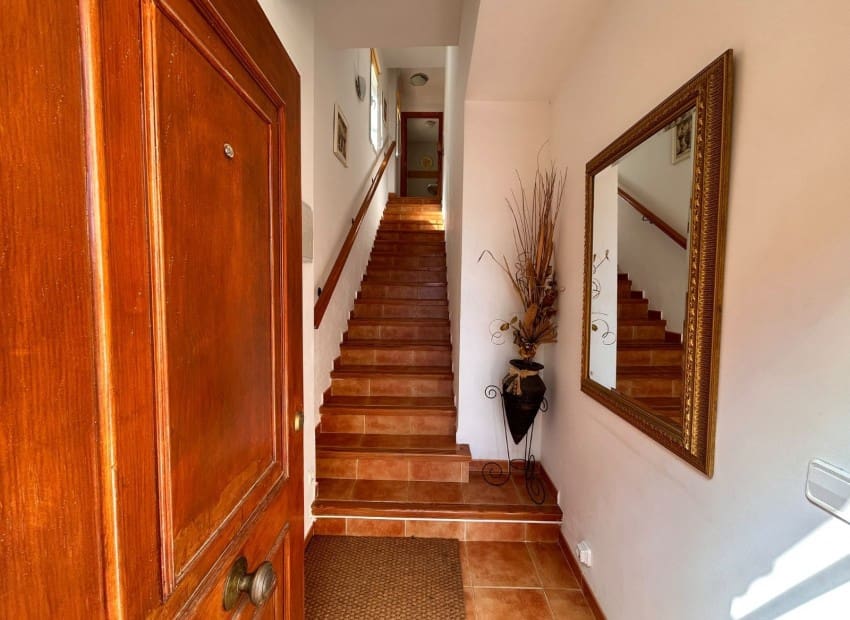 3 soveværelse Villa til salg i Altea med swimmingpool garage - € 400.000 (Ref: 10148002)