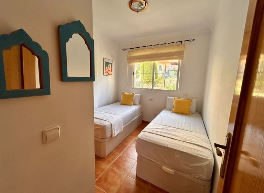 3 soveværelse Villa til salg i Altea med swimmingpool garage - € 400.000 (Ref: 10148002)