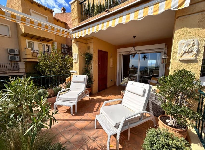 3 soveværelse Villa til salg i Altea med swimmingpool garage - € 400.000 (Ref: 10148002)