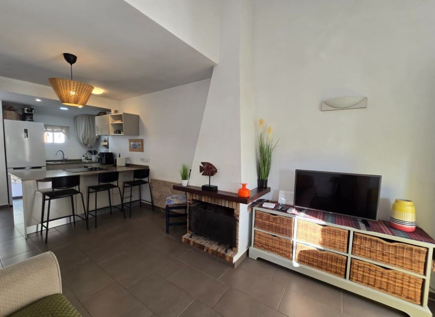 2 Zimmer Villa zu verkaufen in Altea mit Pool - 220.000 € (Ref: 10148130)
