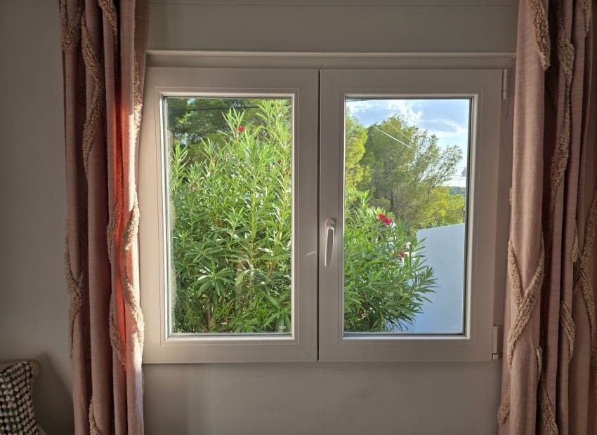 2 Zimmer Villa zu verkaufen in Altea mit Pool - 220.000 € (Ref: 10148130)