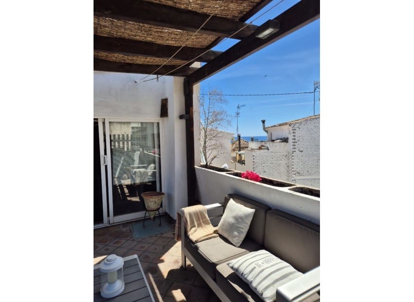 4 sovrum Semi-fristående Villa till salu i Altea med garage - 790 000 € (Ref: 10148843)
