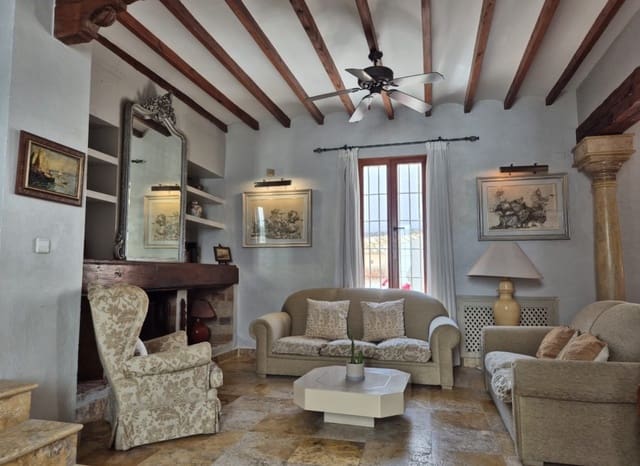 4 sovrum Semi-fristående Villa till salu i Altea med garage - 790 000 € (Ref: 10148843)