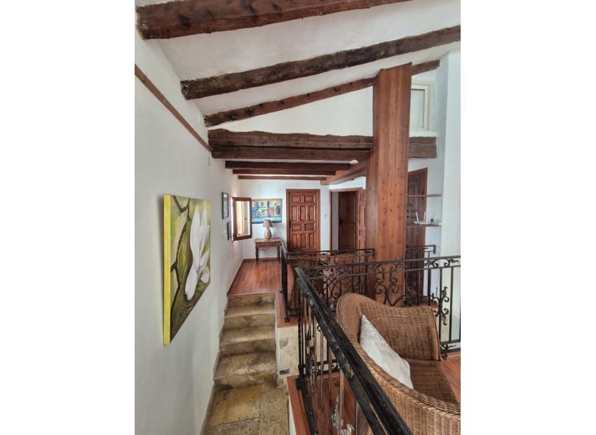 4 sovrum Semi-fristående Villa till salu i Altea med garage - 790 000 € (Ref: 10148843)