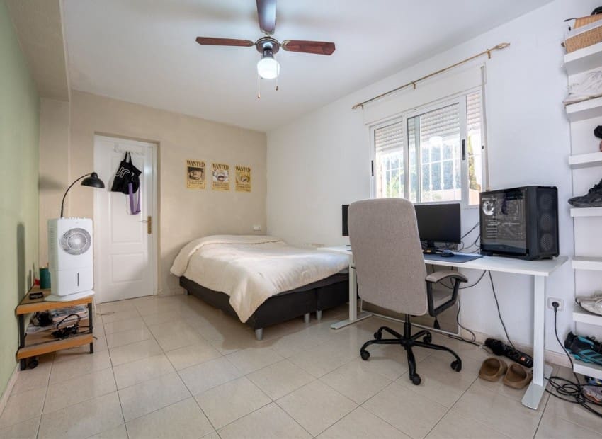 5 slaapkamer Villa te koop in Ciudad Quesada met zwembad garage - € 595.000 (Ref: 10160069)