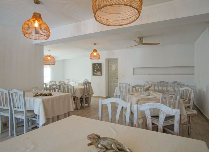 Chalet de 2 habitaciones en Dénia en venta - 590.000 € (Ref: 10165412)