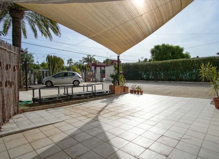 Chalet de 2 habitaciones en Dénia en venta - 590.000 € (Ref: 10165412)