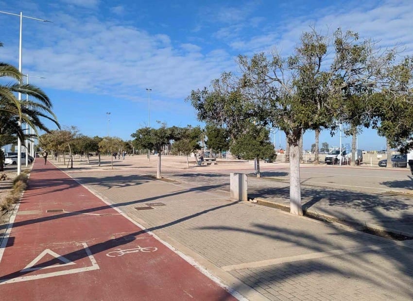 Chalet de 2 habitaciones en Dénia en venta - 590.000 € (Ref: 10165412)