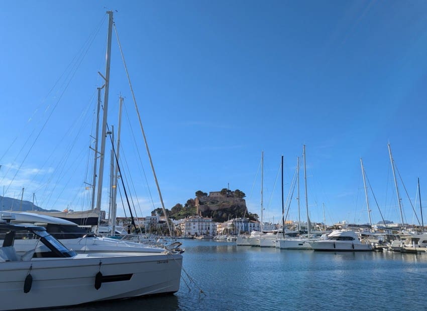 Chalet de 2 habitaciones en Dénia en venta - 590.000 € (Ref: 10165412)