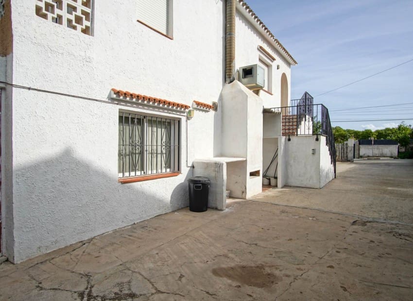 Chalet de 2 habitaciones en Dénia en venta - 590.000 € (Ref: 10165412)