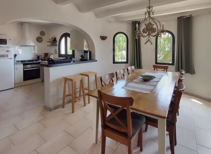 4 soverom Villa til salgs i Benissa med svømmebasseng garasje - € 695 000 (Ref: 10165413)