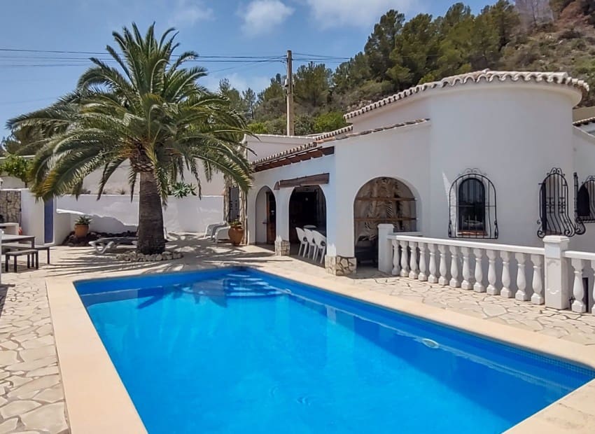 4 soverom Villa til salgs i Benissa med svømmebasseng garasje - € 695 000 (Ref: 10165413)