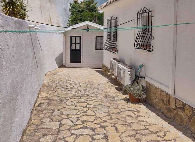 4 soverom Villa til salgs i Benissa med svømmebasseng garasje - € 695 000 (Ref: 10165413)