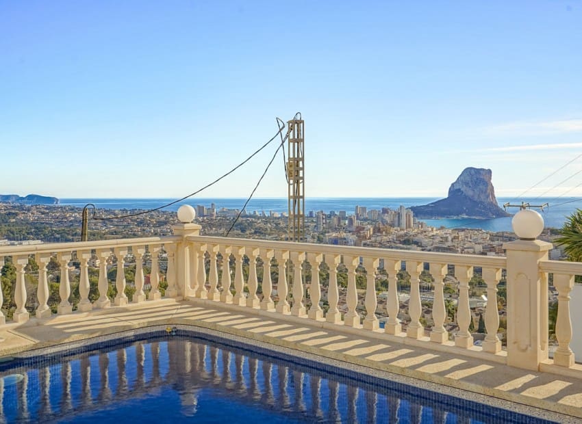 4 soveværelse Villa til salg i Calpe / Calp med swimmingpool garage - € 649.000 (Ref: 10165414)