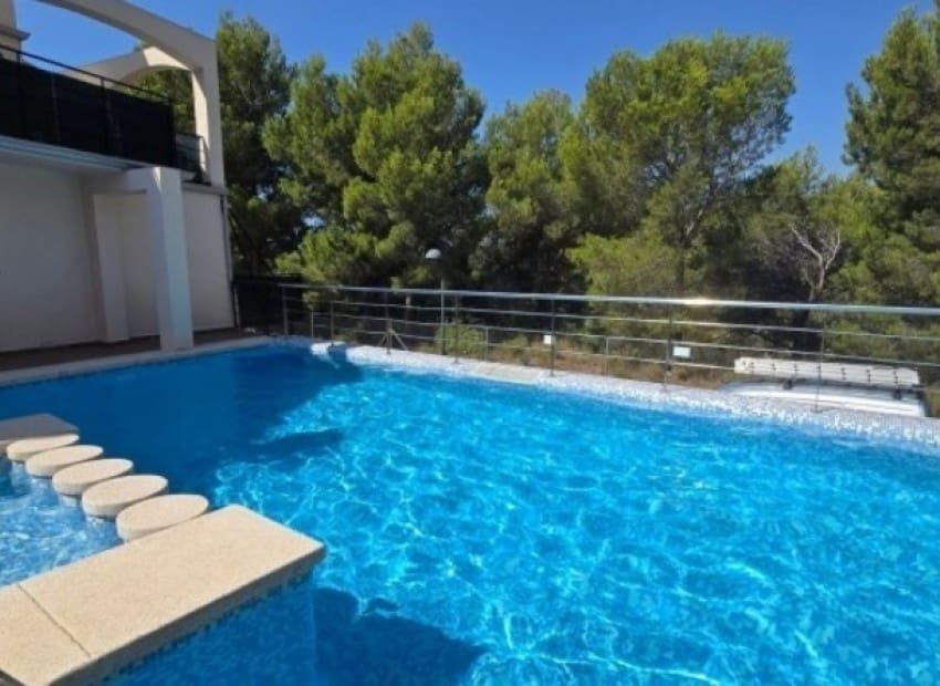 2 bedroom Townhouse for sale in Altea with pool garage - € 249,000 (Ref: 10165541)