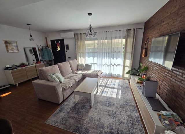 Casa de 2 habitaciones en Alhama Springs, Altea en venta con piscina garaje - 249.000 € (Ref: 10165541)