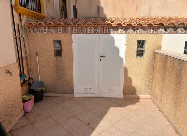 2 soverom Kjedet enebolig til salgs i Lomas de Cabo Roig - Los Dolses, Orihuela med svømmebasseng garasje - € 269 000 (Ref: 10169160)