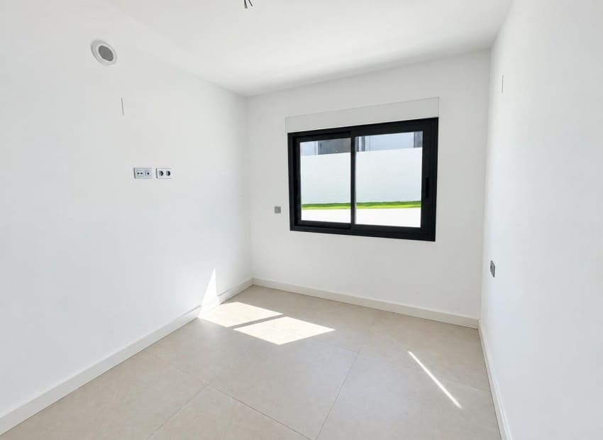 4 soveværelse Villa til salg i Albir med swimmingpool garage - € 890.000 (Ref: 10169161)